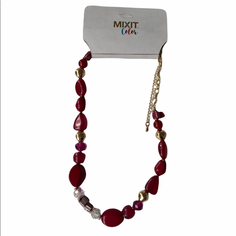 NWT Pink Berry Gold Beaded Necklace Mixit 8 Inches Long